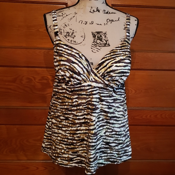 NWT Animal Print Tankini - Picture 1 of 10